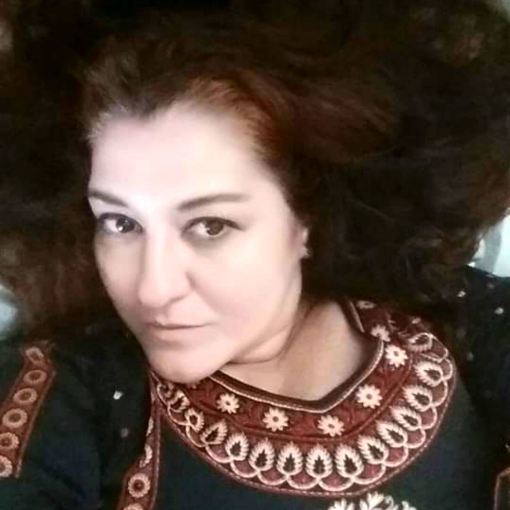 Meet your Posher, Christine